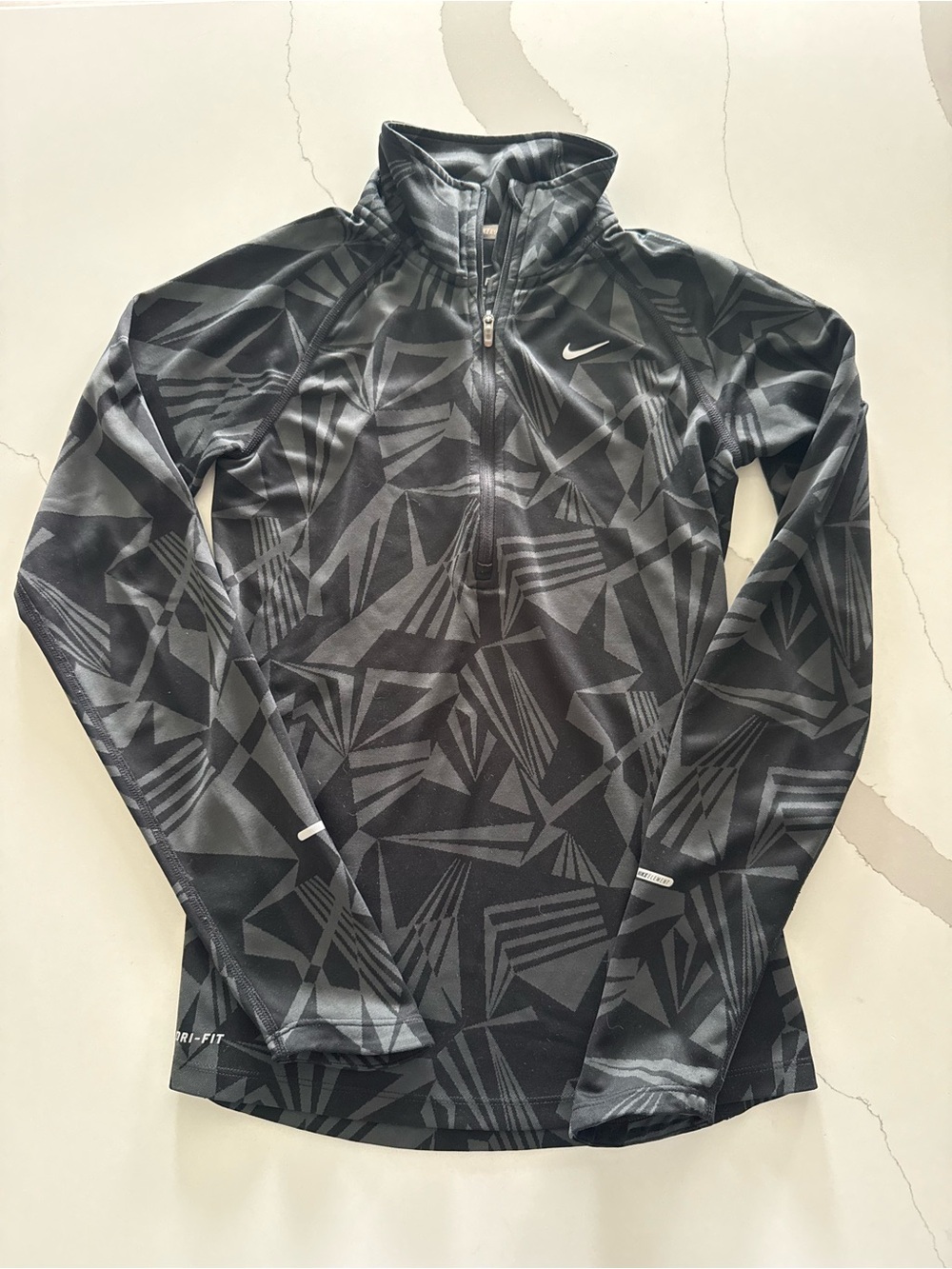 Nike Dri-FIT Geometric Half Zip Top 🖤 Size XS